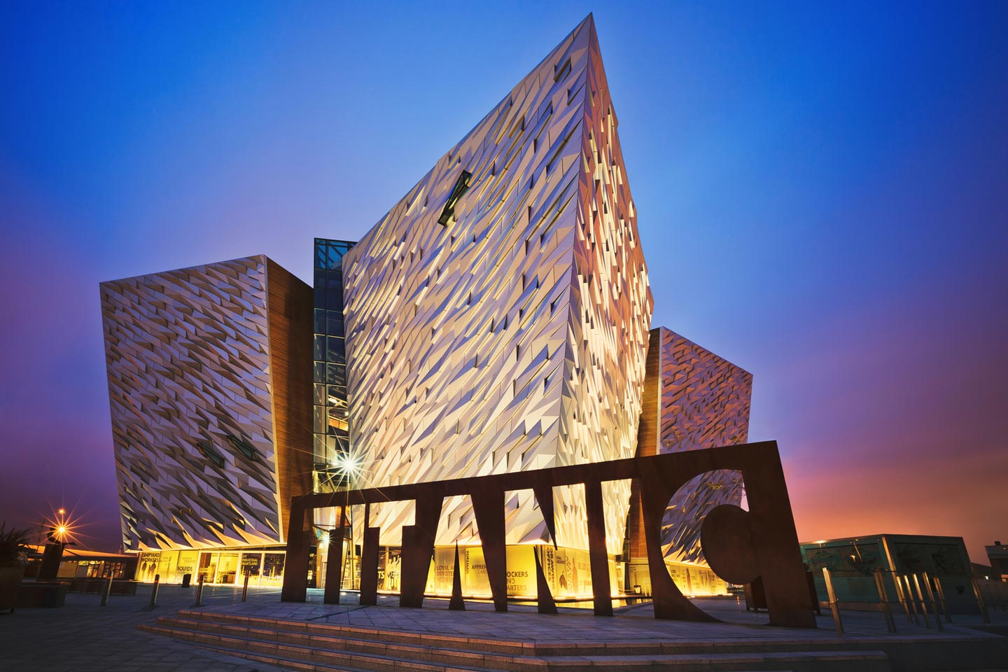 Muzeum Titanic Belfast nowoczesna architektura stocznia