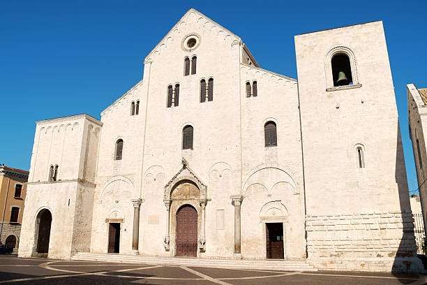 Bazylika św Mikołaja Bari zabytki Apulia