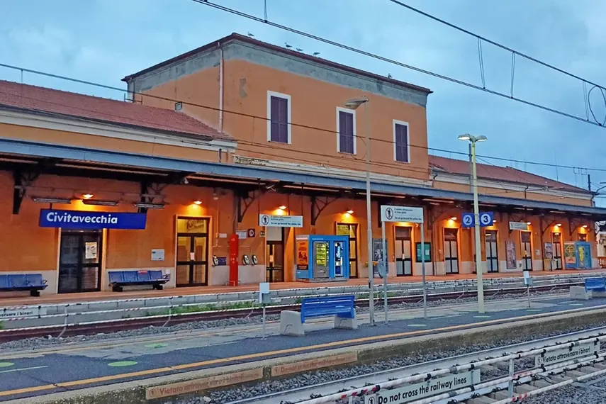 Stazione ferroviaria Civitavecchia